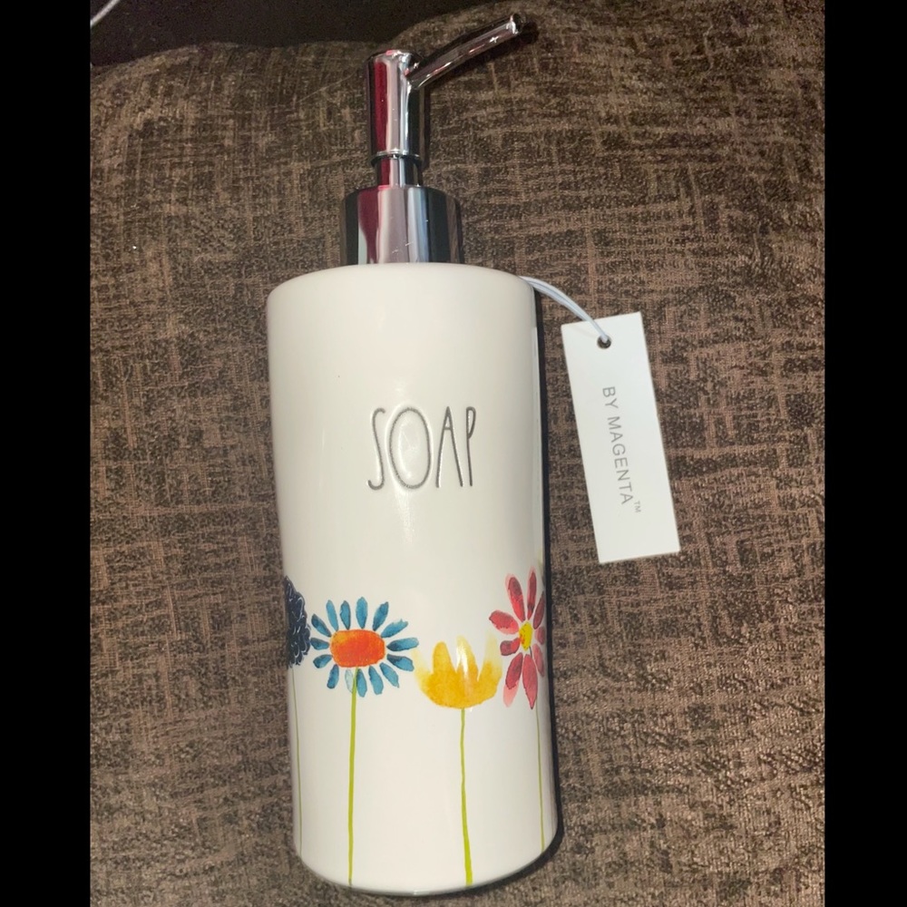 NEW Rae Dunn Floral Spring Soap Dispenser